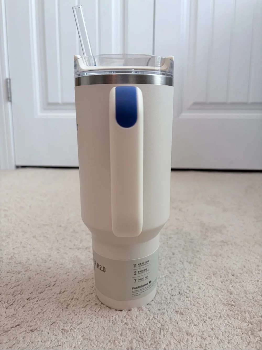 Stanley Quencher 2.0 Flowstate 40oz Tumbler Handle Straw NEW Cream Ivory
